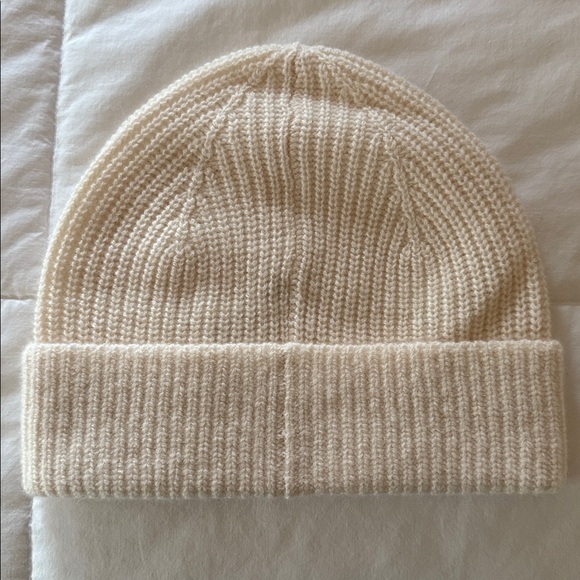 Quince Mongolian Cashmere Ribbed Beanie bundle size M/L - Picture 13 of 14